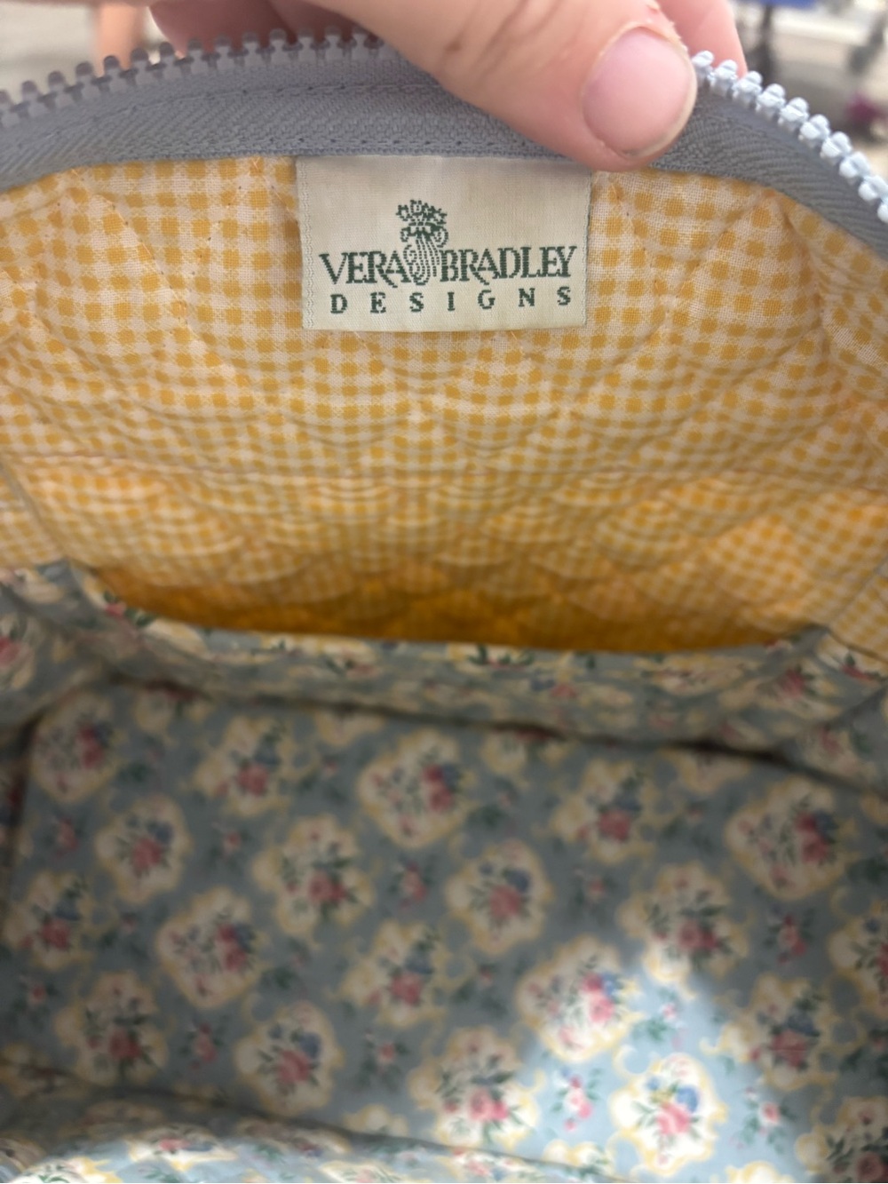 vintage quilted cotton Vera Bradley tote bag in a floral pattern - Picture 5 of 5
